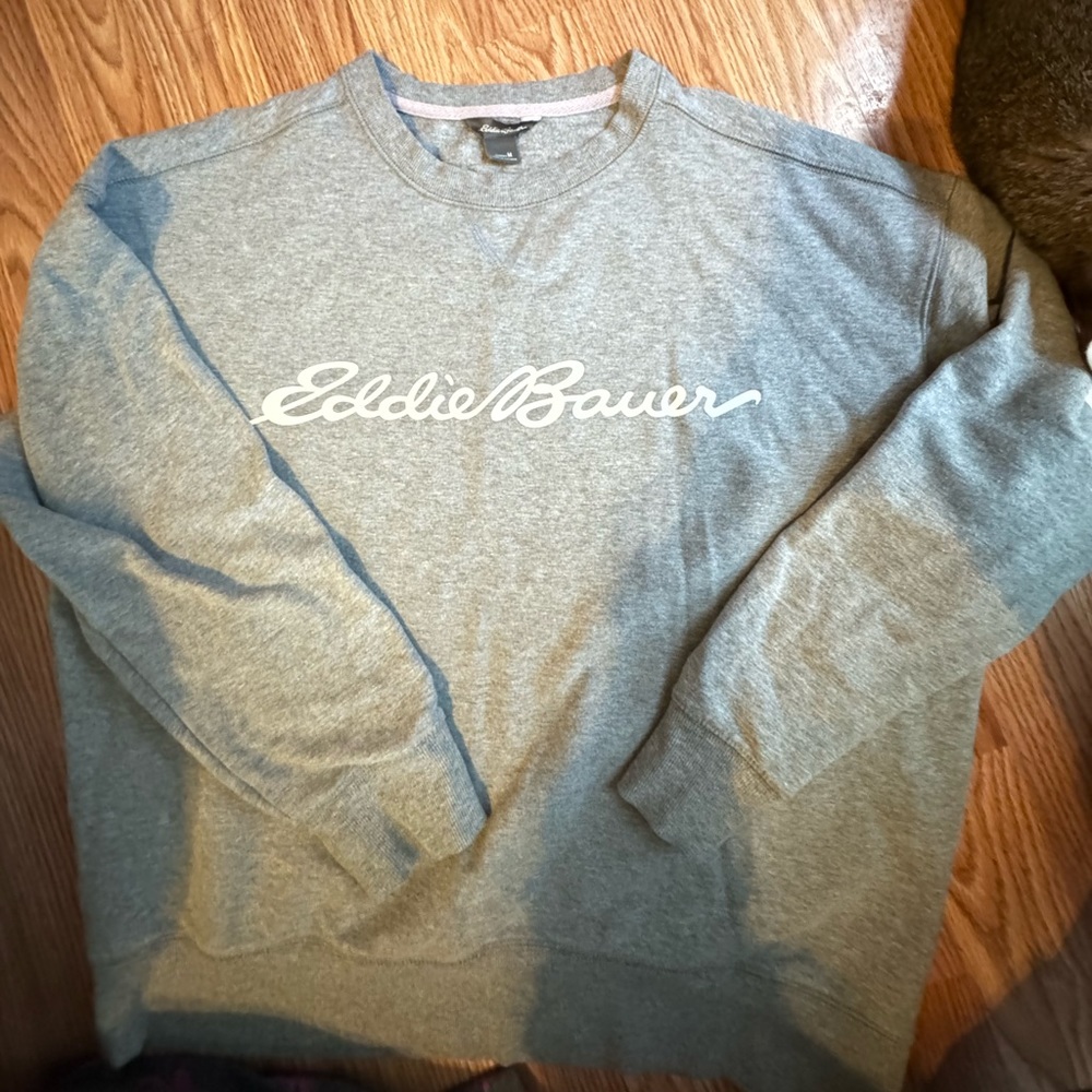 Women’s Eddie Bauer Sweatshirt